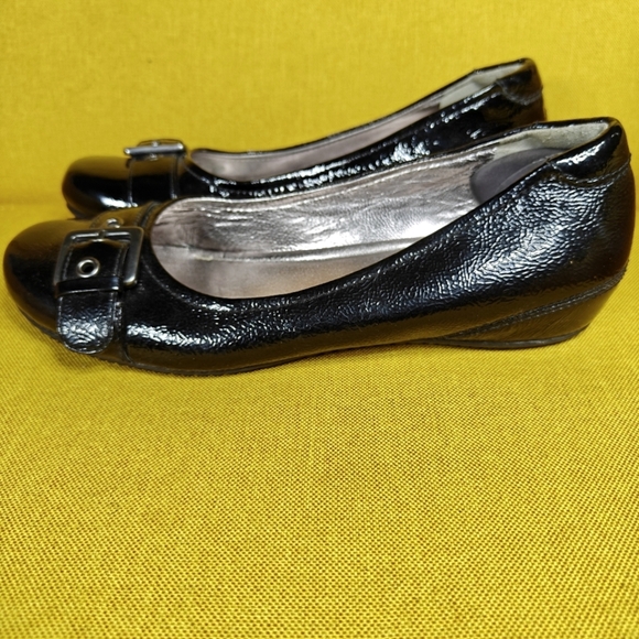 ECCO Ballet Flat Black Patent Round Toe Buckle Wedge Slip-On Casual Womens 7-7.5 - Picture 1 of 10